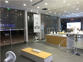 人看人品，展柜看質量