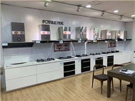 南京展柜制作應該找什么公司