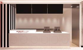 定制哪種展柜才能吸引客戶