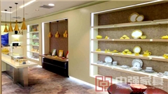 南京徳基廣場(chǎng)尊上陶瓷展柜設(shè)計(jì)制作