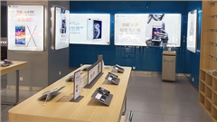 華為榮耀手機展柜