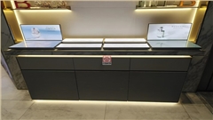 寶格麗奢侈品展柜定制中強展柜