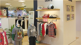 童裝展示柜,童裝展柜設計,展柜制作