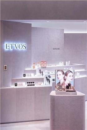 大阪店打破邊界重新定義化妝品零售空間_3