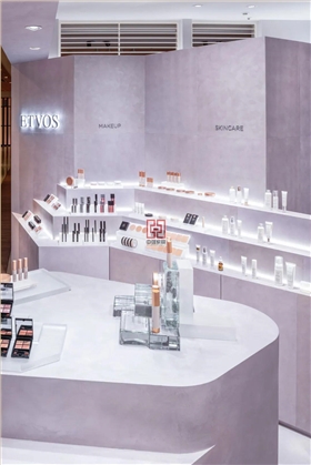 大阪店打破邊界重新定義化妝品零售空間_5