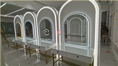 理發(fā)店鋪裝修，烤漆展柜定制，南京中強(qiáng)展柜廠