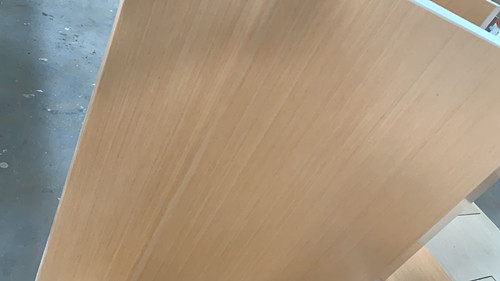 蘇州太倉哪家定制的化妝品展柜用的板材屬于環(huán)保型