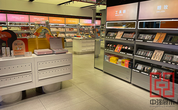 化妝品展柜怎么選擇比較好