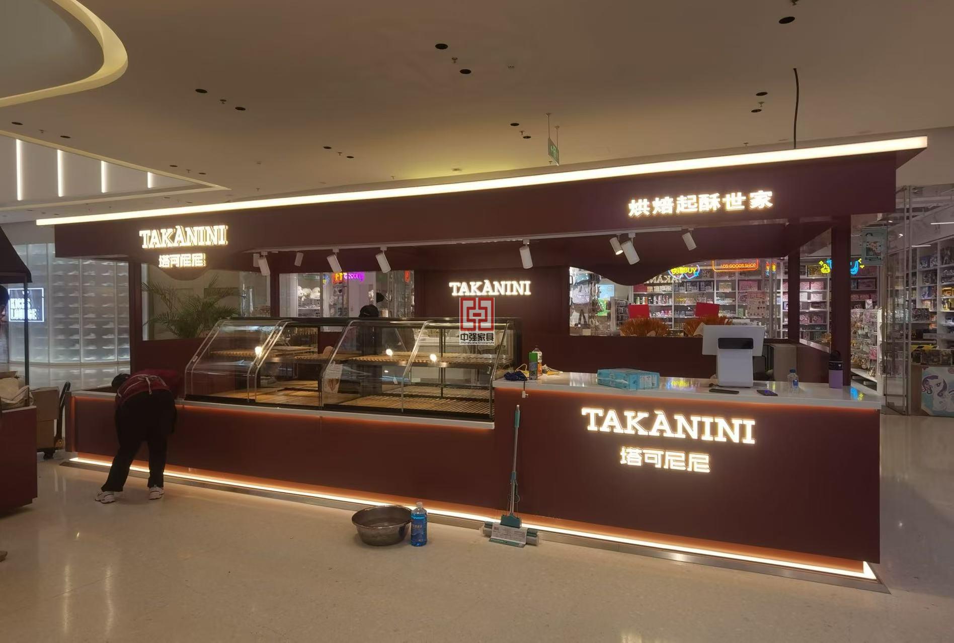 「多徑點(diǎn)位智能展柜定制｜商場店鋪場景化裝修全案服務(wù)-南京中強(qiáng)展柜廠（自有15000㎡智造基地·數(shù)據(jù)驅(qū)動(dòng)設(shè)計(jì)）」