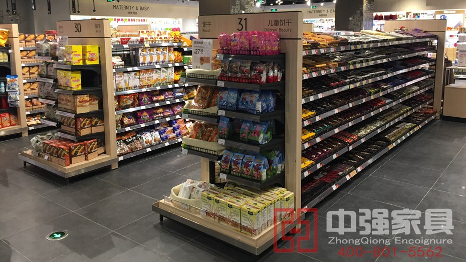 零食柜臺，零食貨架