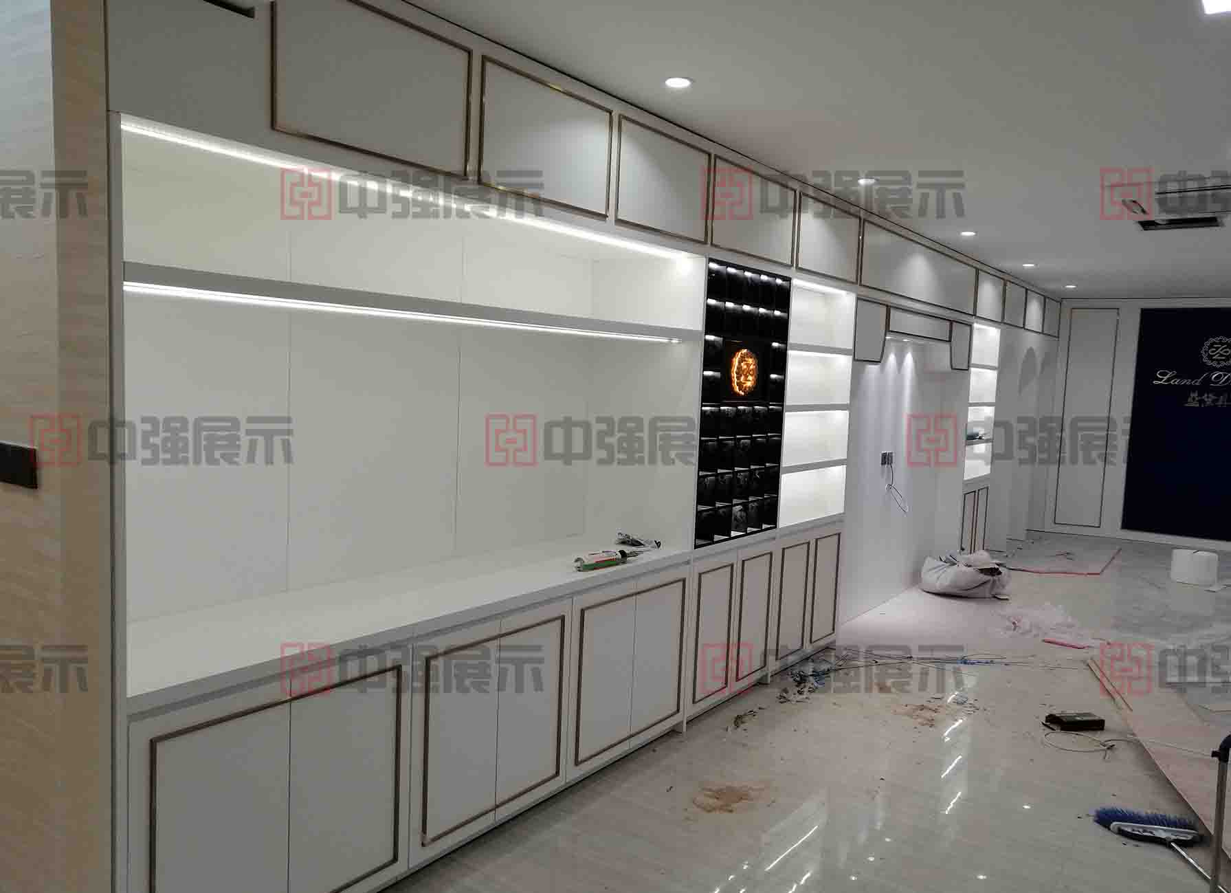 藍黛丹尼店鋪裝修設計