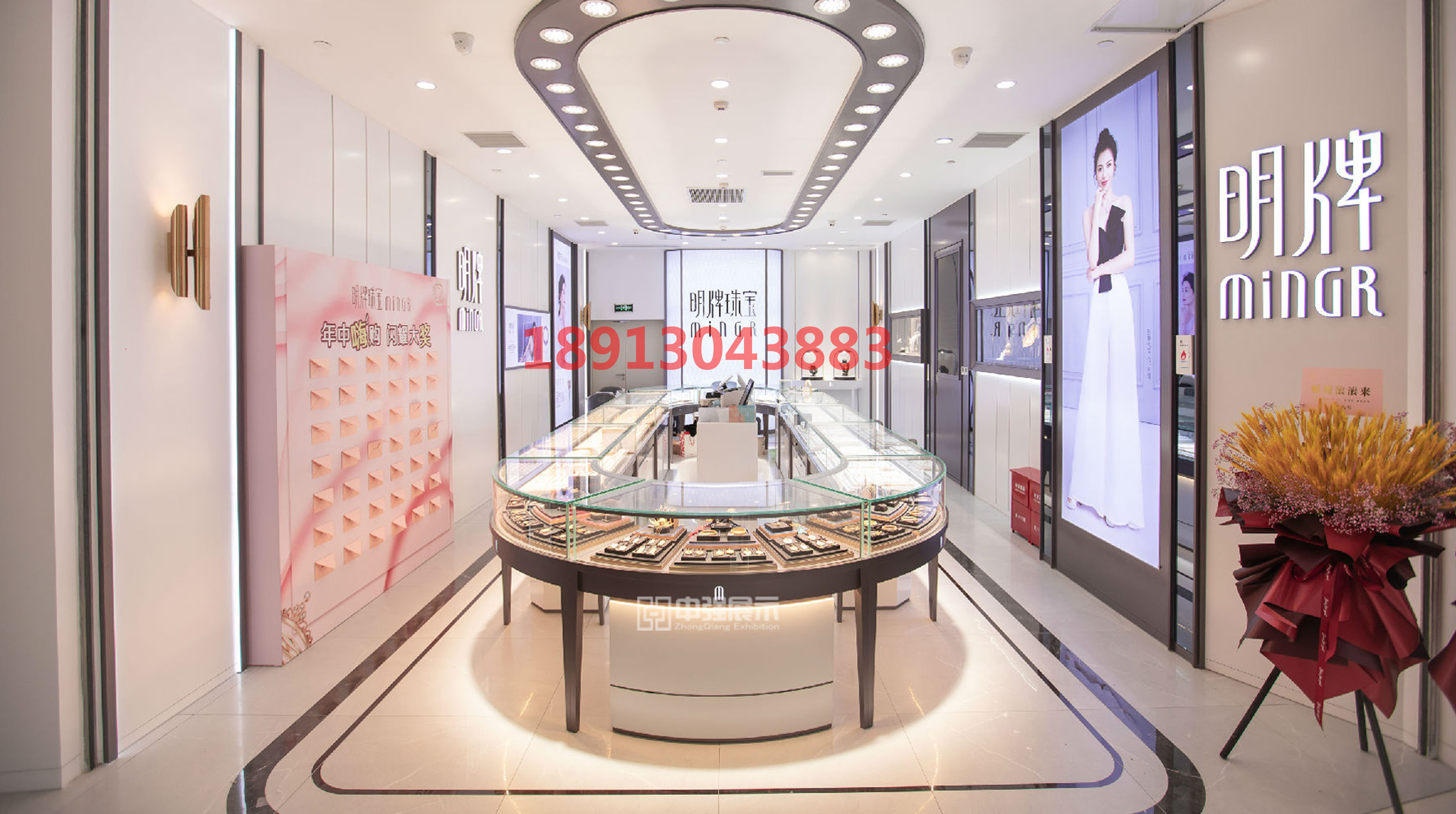 眀牌珠寶展柜設計制作-中強展柜廠