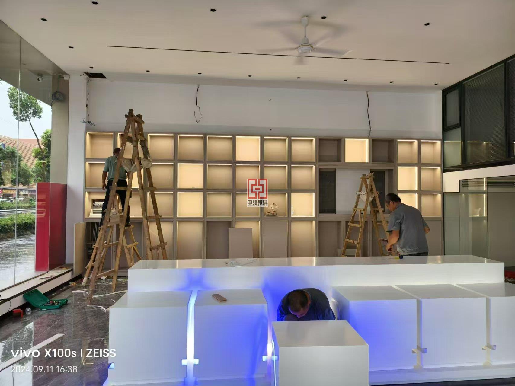 閥門展柜定制找中強