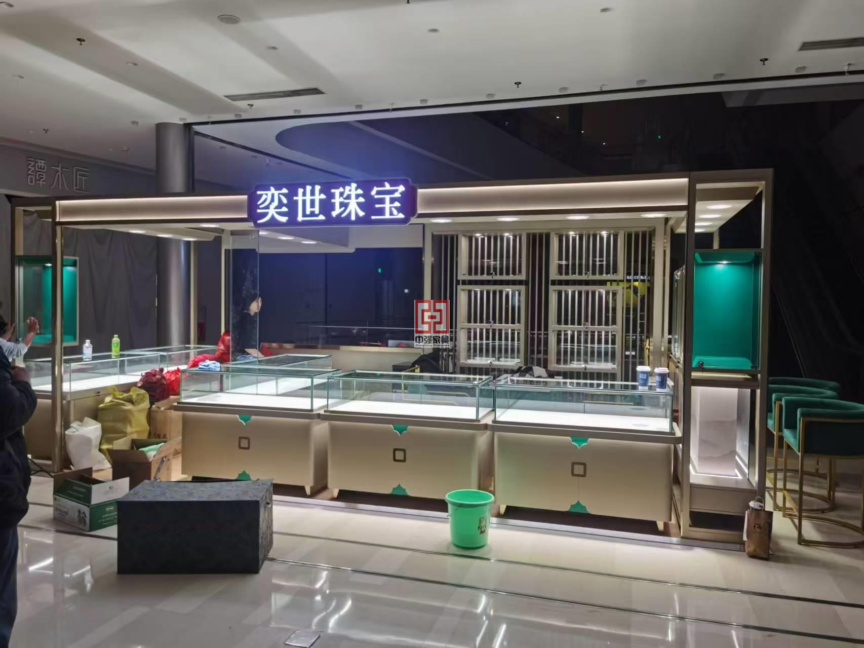 珠寶展柜專業定制商場展柜定制中強